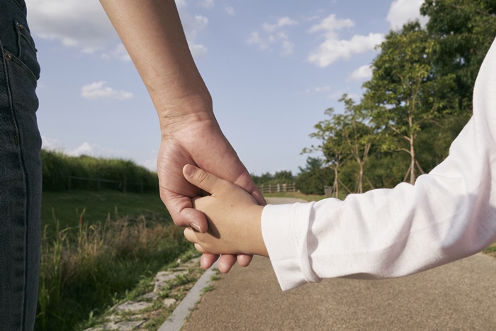 �Ƶ��ɸ�����2�� �ڰ��� �����